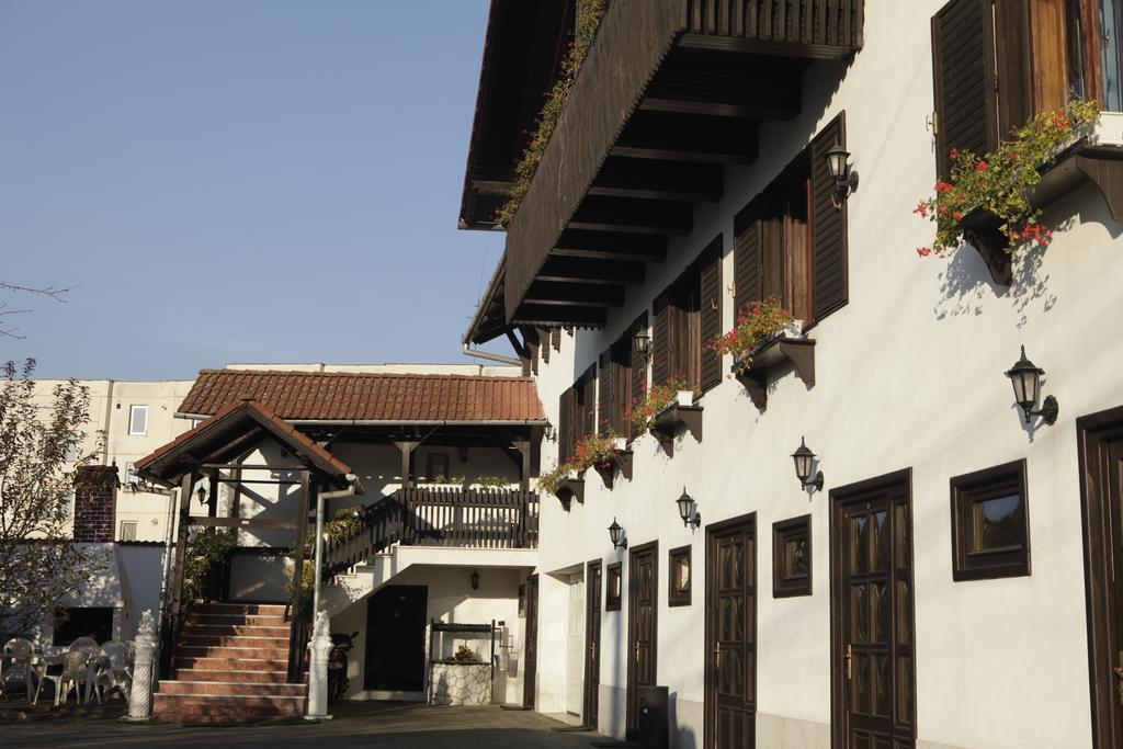 Pensiunea Doina & Jeno Targu Mures Exterior photo