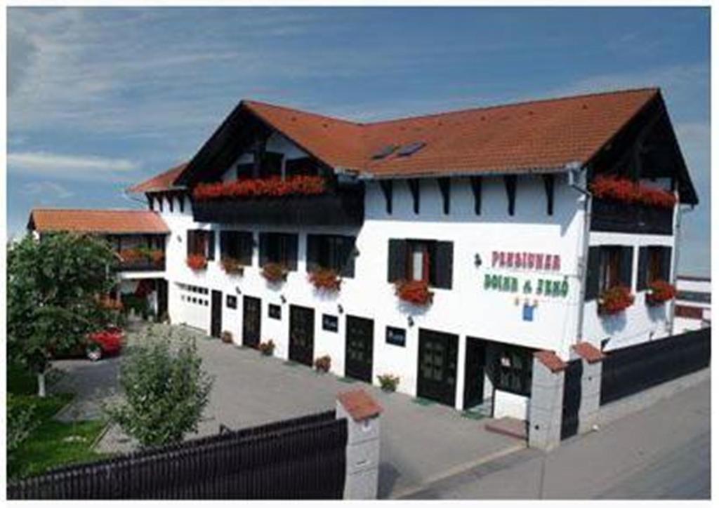 Pensiunea Doina & Jeno Targu Mures Exterior photo